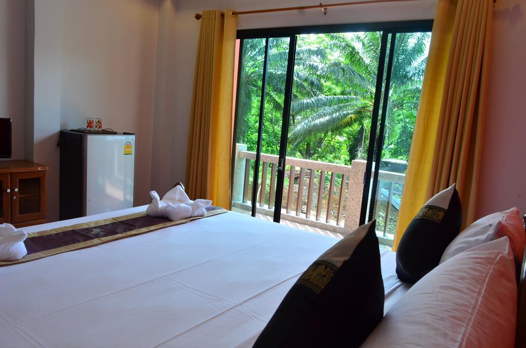 พงศ์พิพัฒน์ ลันตา แมนชั่น Hotel เกาะลันตา ห้อง รูปภาพ